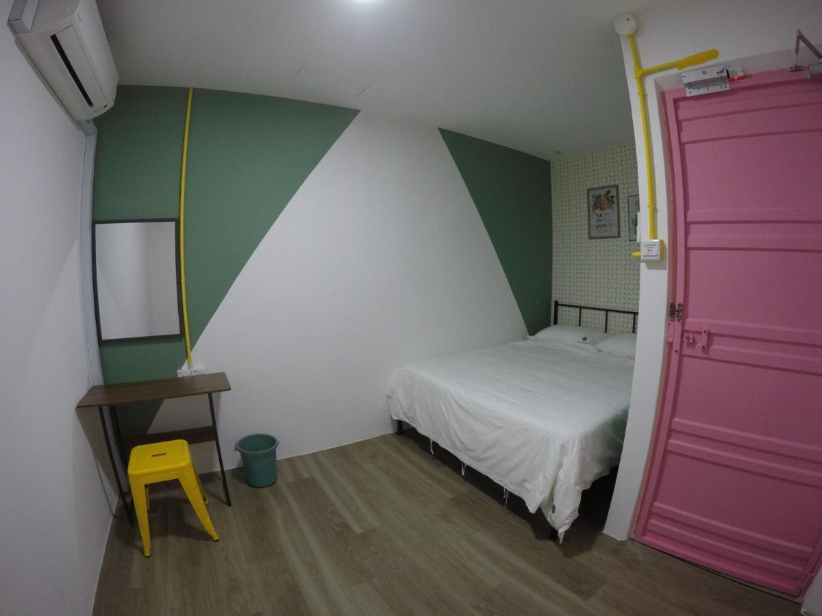 Coco Guesthouse Kemaman Chukai Exterior photo